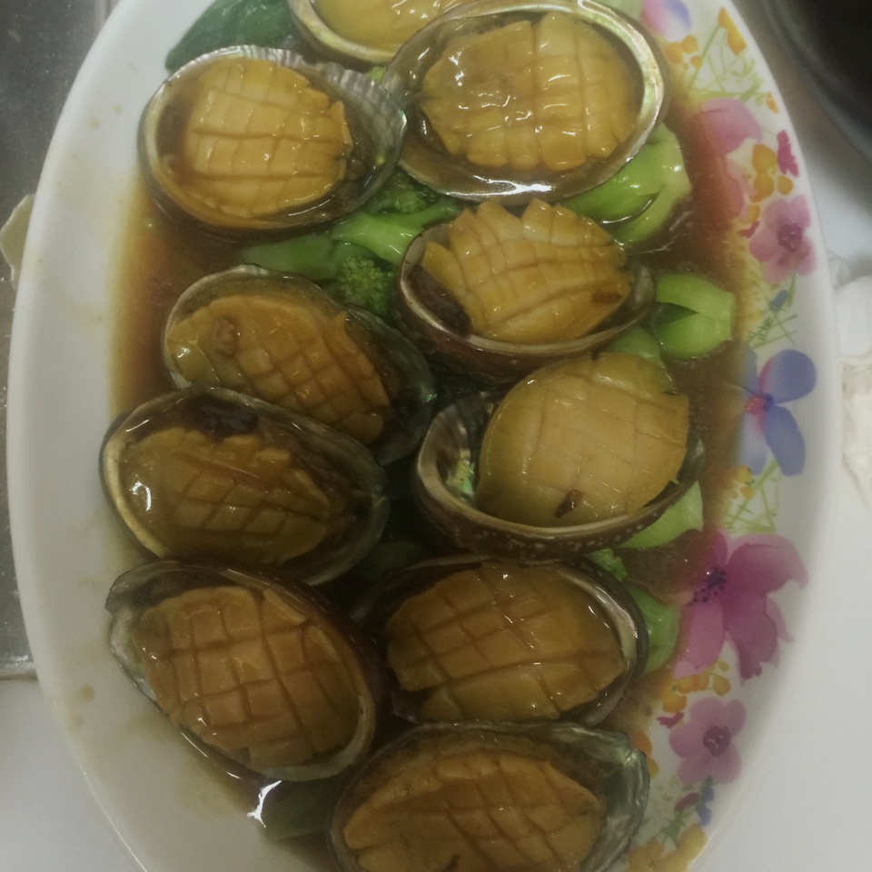 蚝汁烧鲍鱼