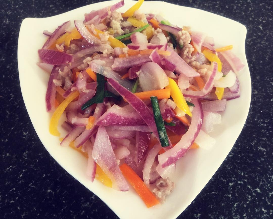 洋葱炒胡萝卜的做法