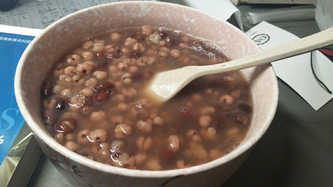红豆薏仁汤