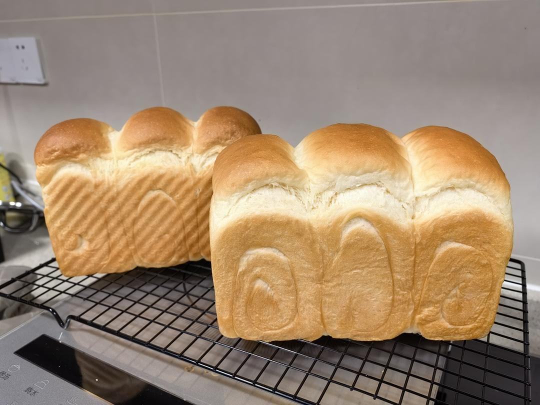 奶油吐司，鲜奶奶油嫩白吐司