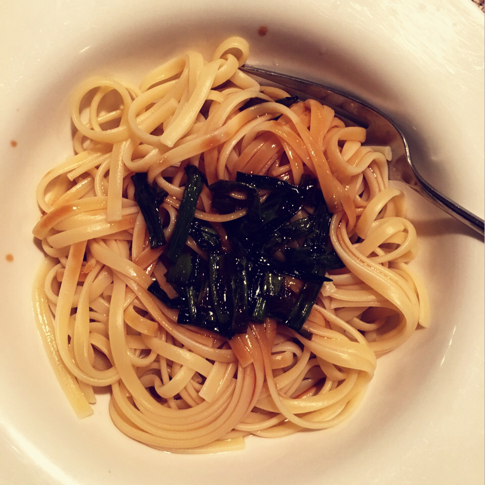 葱油拌面Spring Onion Noodles