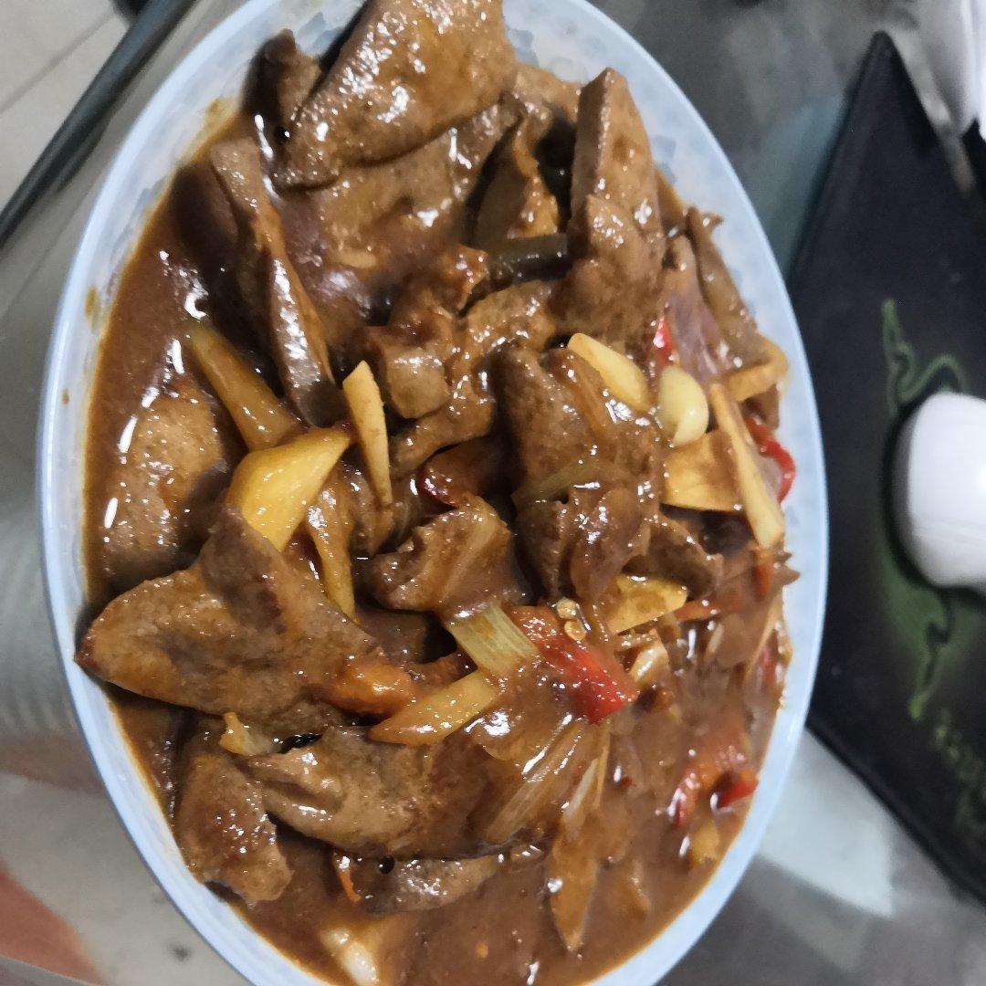 厨师长教你：“葱爆猪肝”的家常做法，味道非常赞