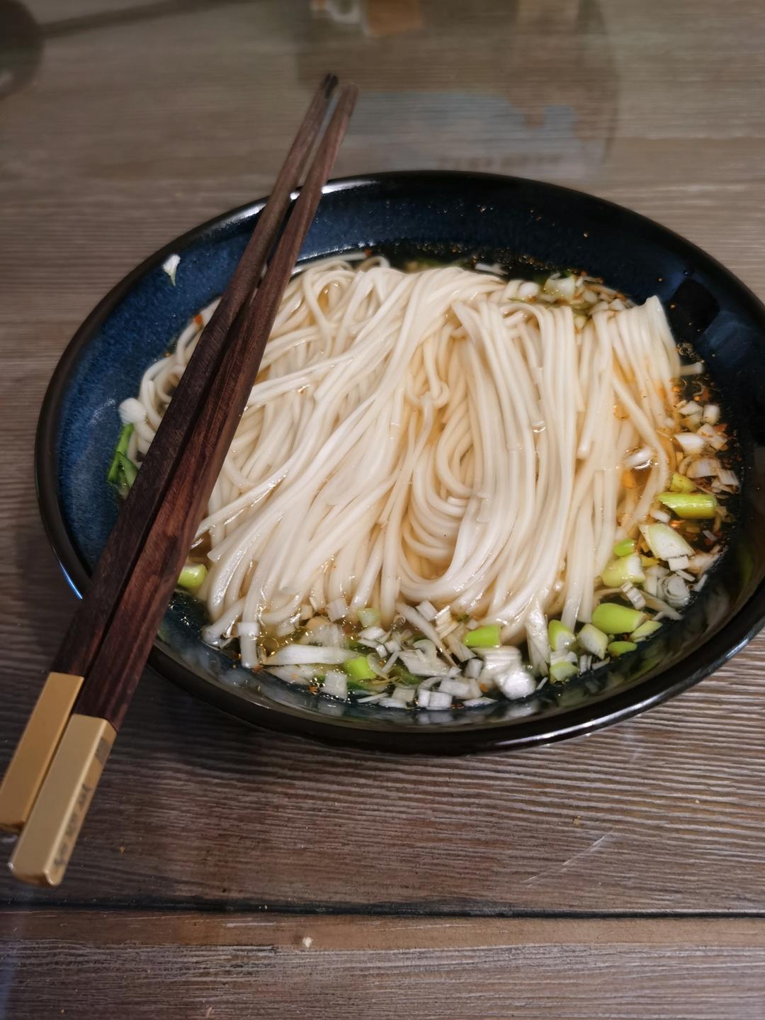 面条最简单的做法 阳春面