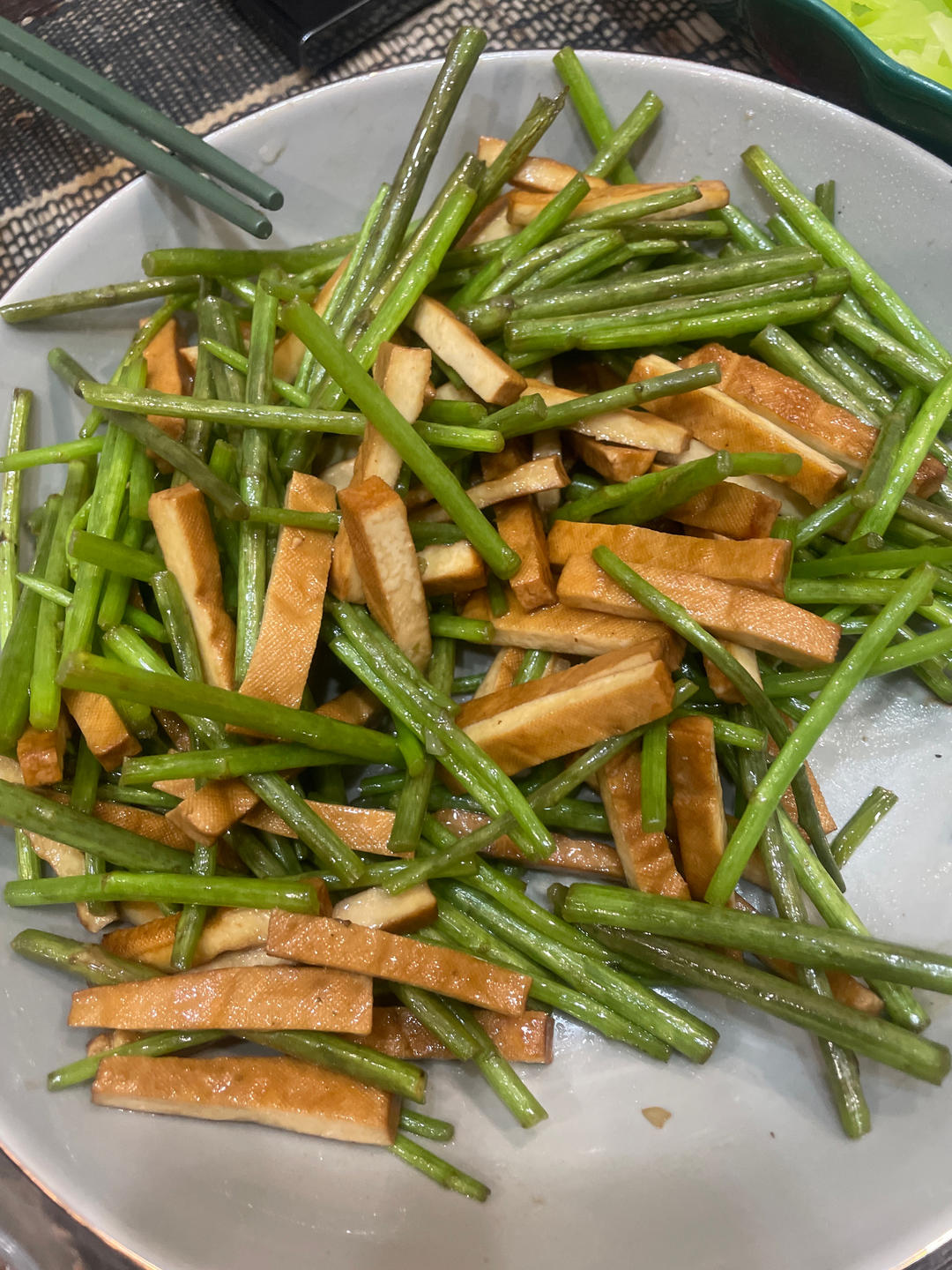 藜蒿香干