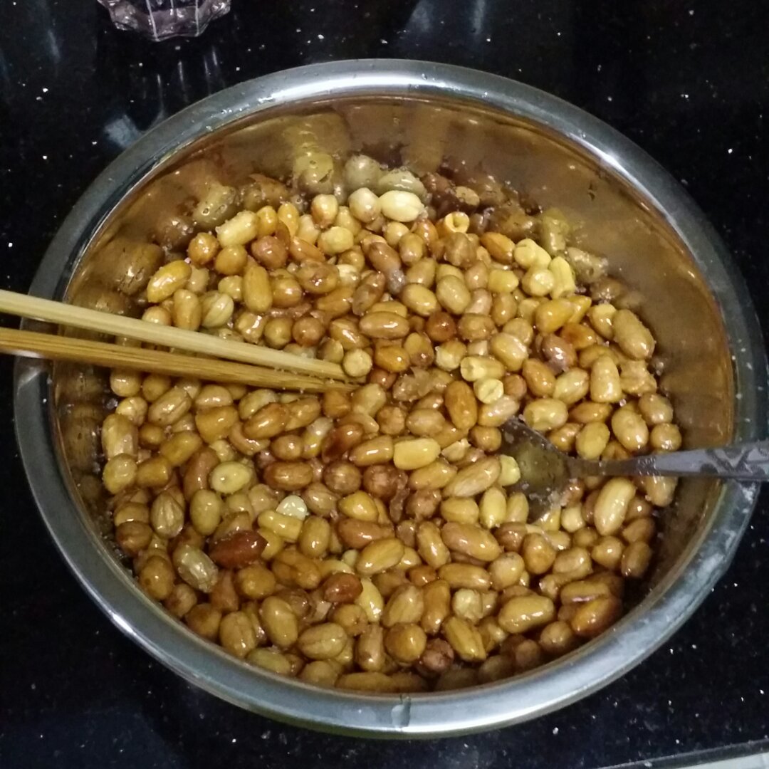 咸香炸花生米