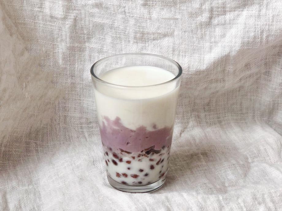 郑赵二二做的芋泥红豆麦仁鲜牛乳复刻coco家鲜芋青稞牛奶