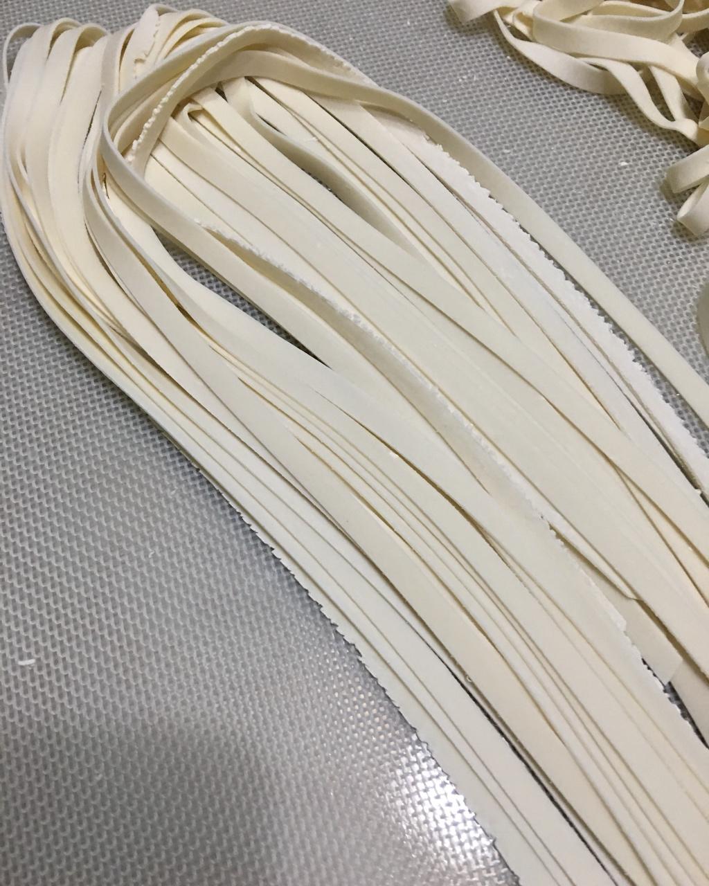 自制Q弹筋道的面条（压面机版）