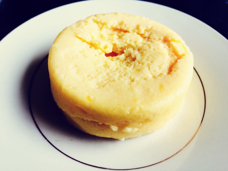 cindycc9做的懒人食|1分钟微波炉柠檬酸奶小蛋糕(无油低脂版)