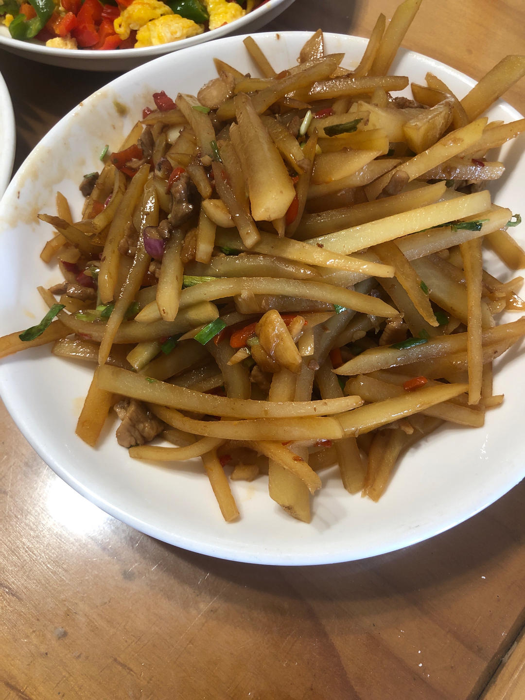 厨师长教你：“炝炒土豆丝”的家常做法，口感爽脆