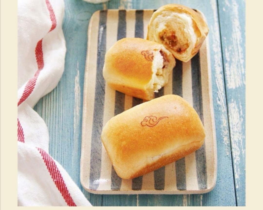 乳酪红豆包（静心莲）的做法