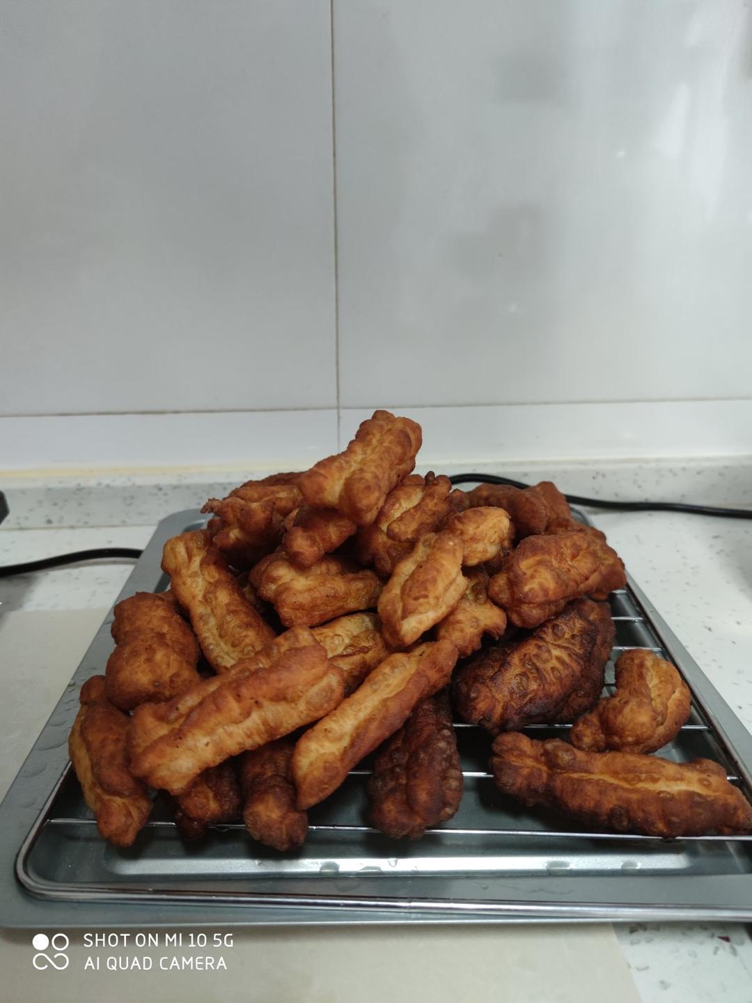 快手早餐～自制油条（酵母版，不含泡打粉、膨松剂）
