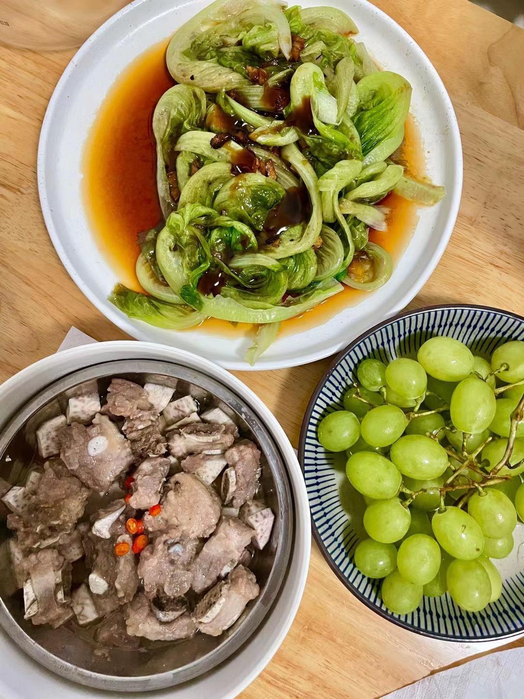 白灼生菜