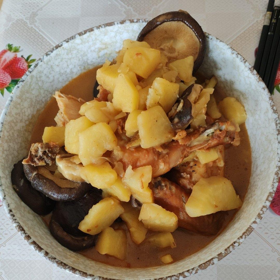 川味土豆香菇烧鸡