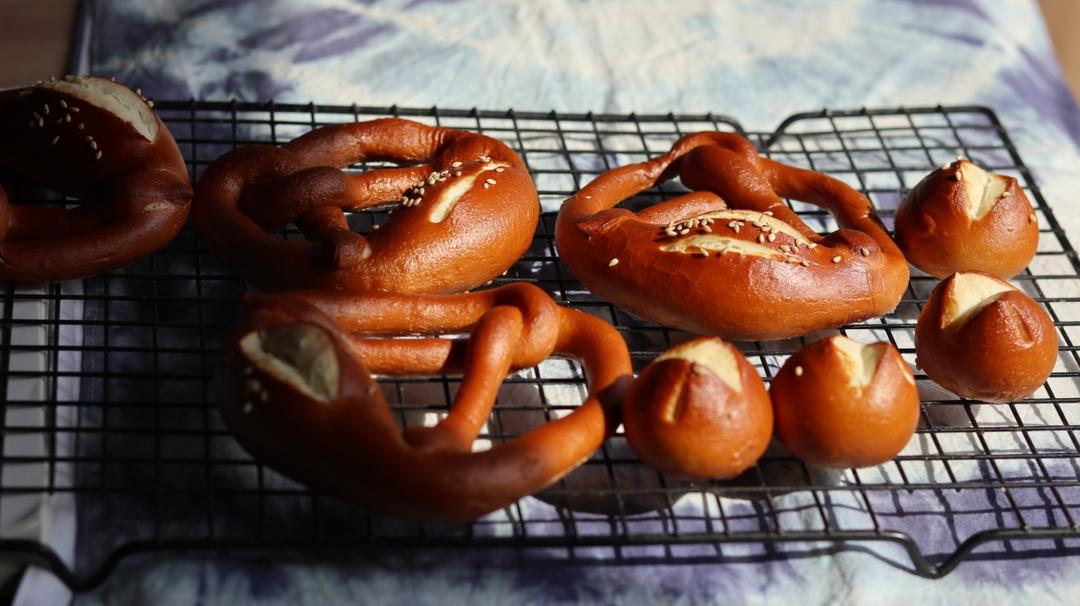 德国碱水面包/普雷节/中国结/绣球/红豆碱水棒/五股辫/六股辫/碱水球