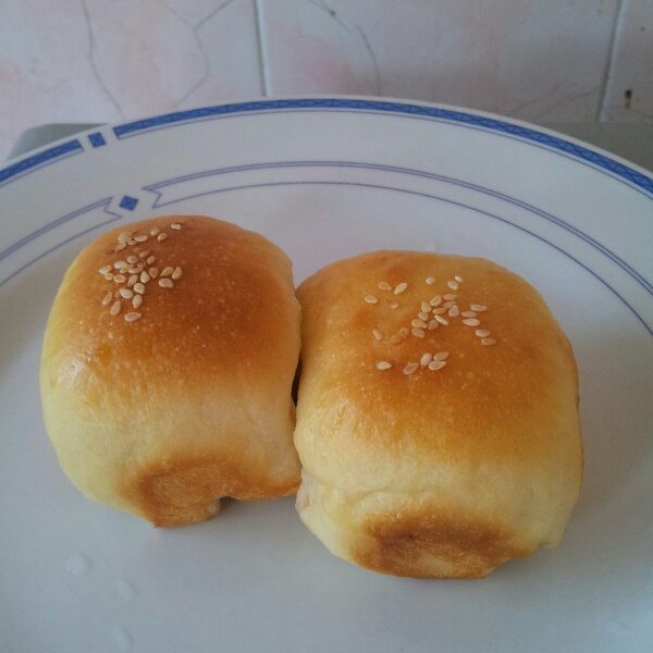 芝麻豆沙小面包