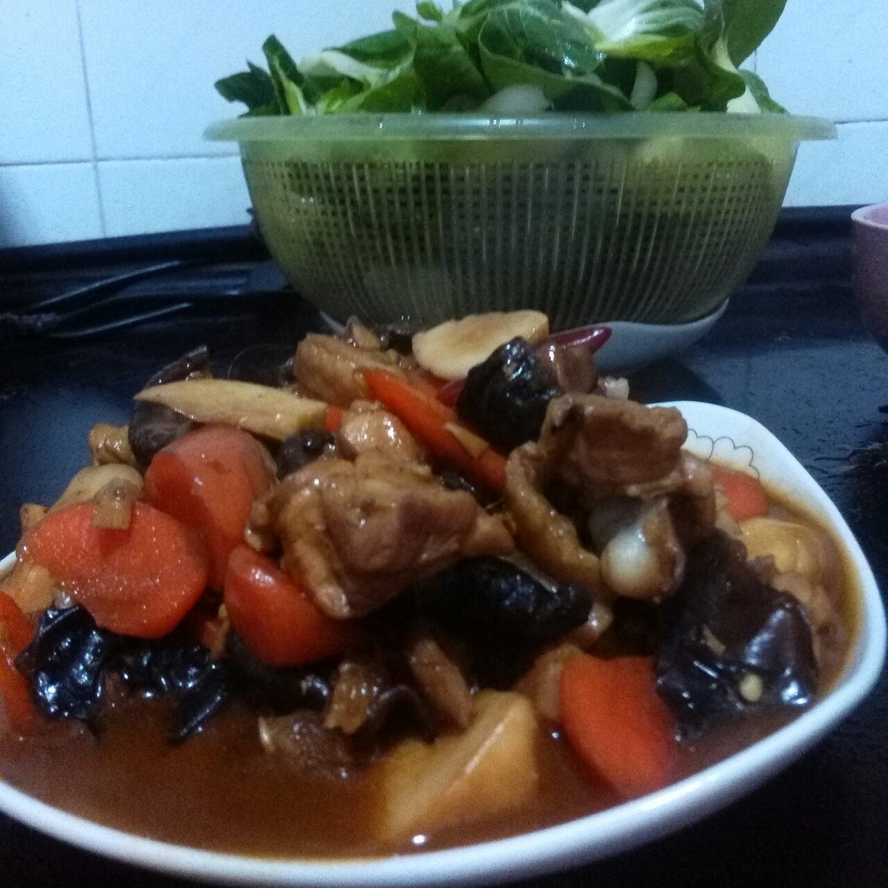 香菇烧鸡腿儿