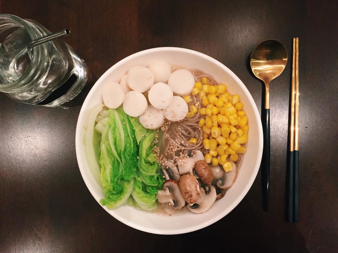 味增丸子蔬菜面