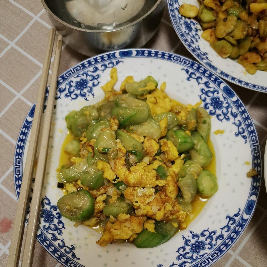 丝瓜炒鸡蛋