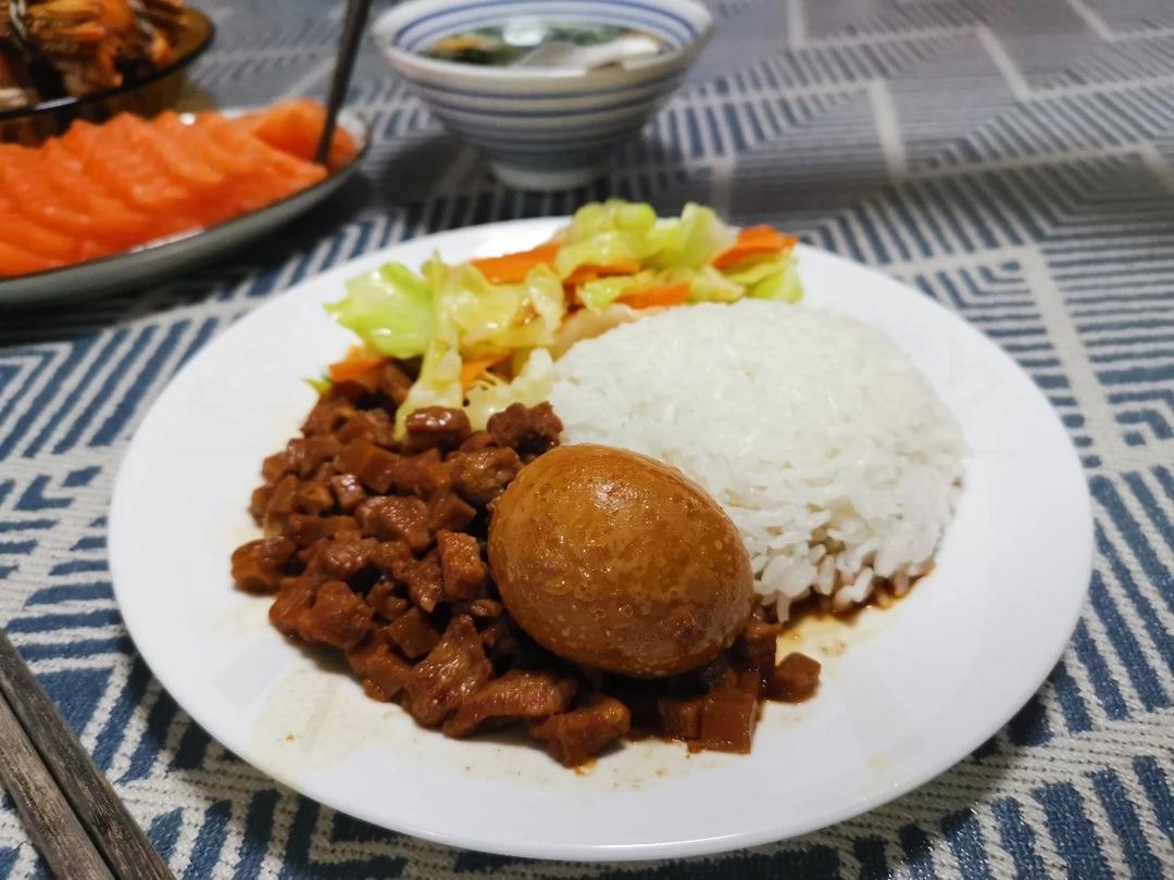 温暖饱足金不换——简单版卤肉饭