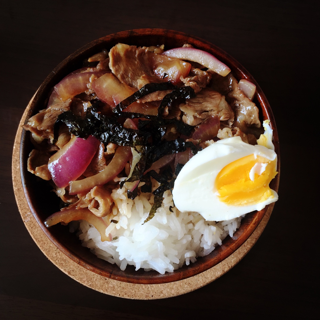 洋葱肥牛饭