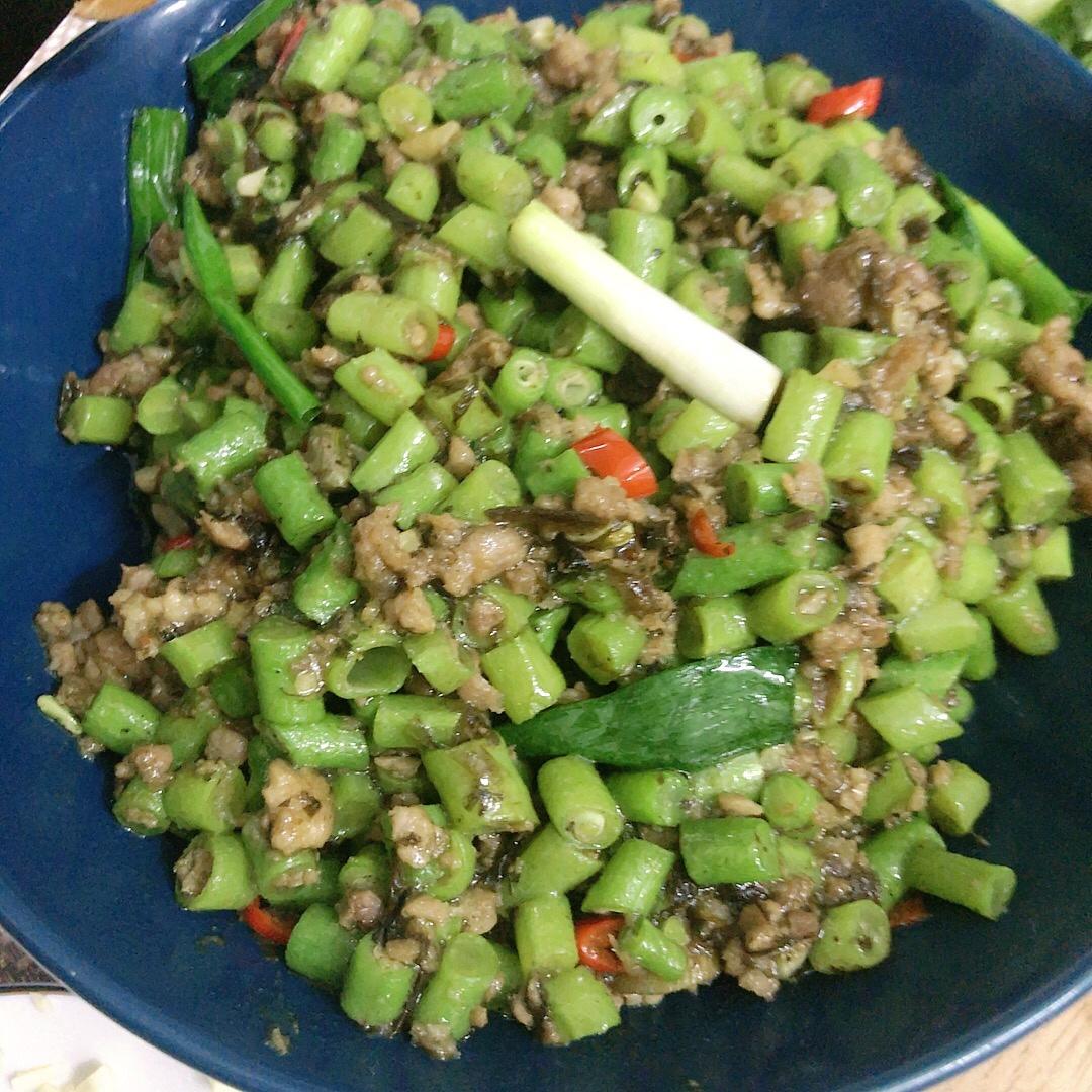 橄榄菜四季豆