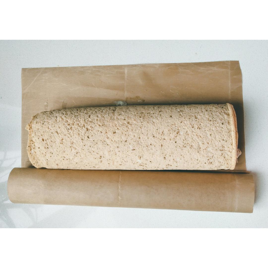 红茶香蕉卡仕达戚风蛋糕卷