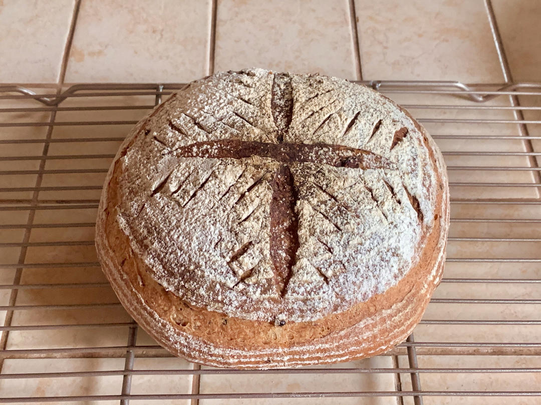 葡萄干核桃面包