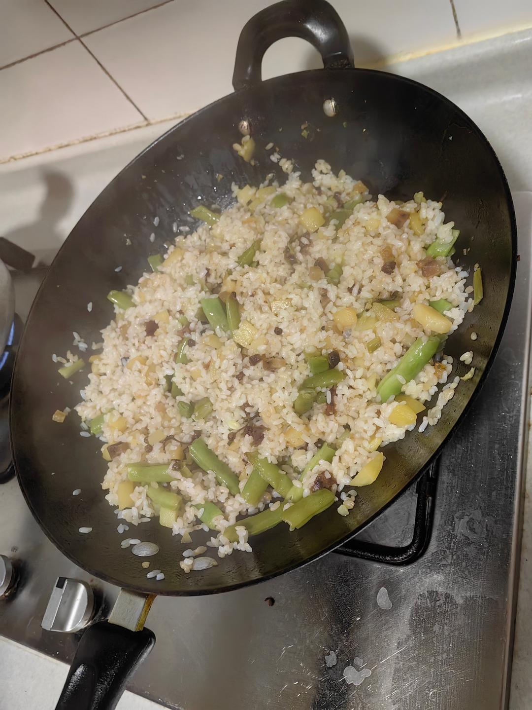 四季豆腊肉箜饭