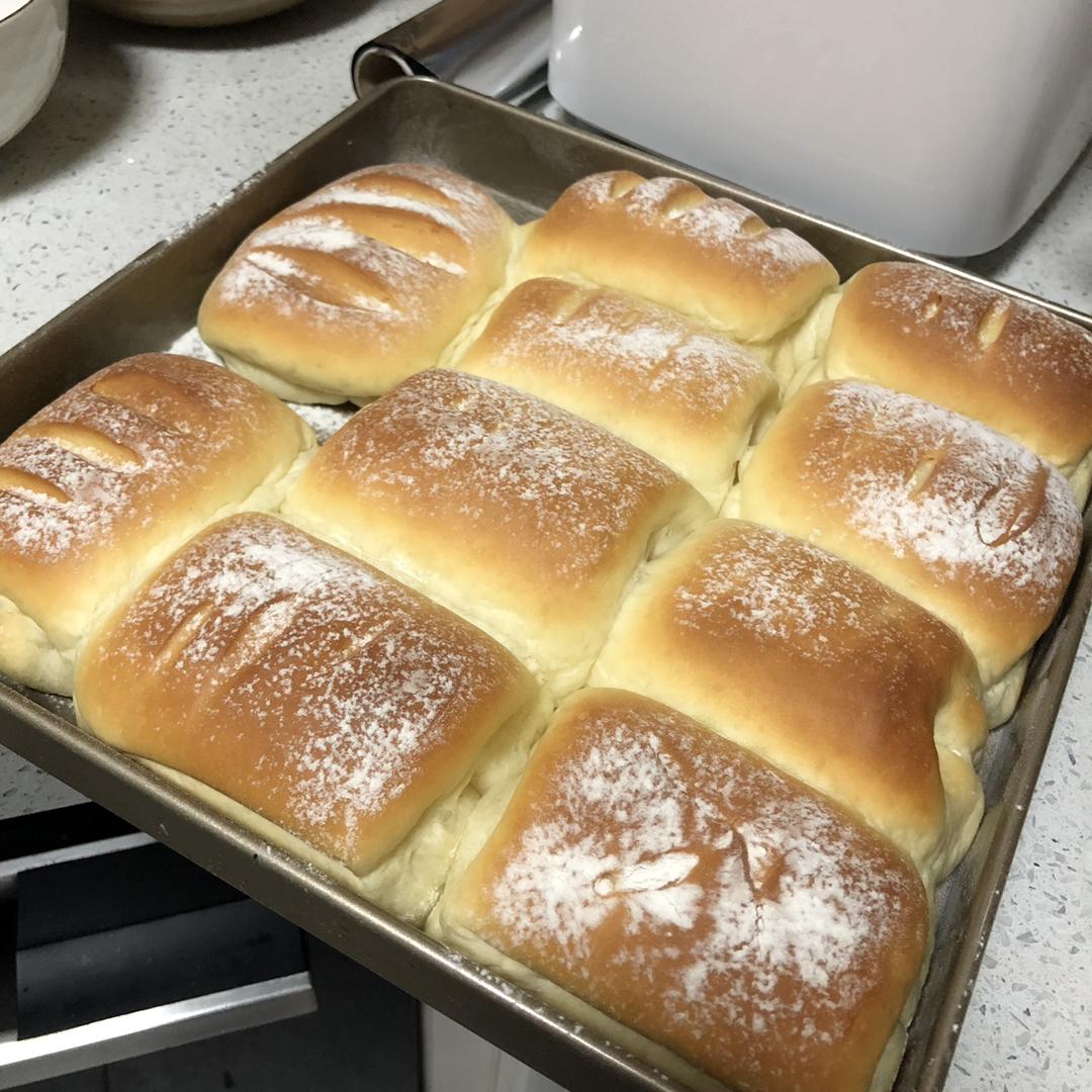 软到不知所措的牛奶卷