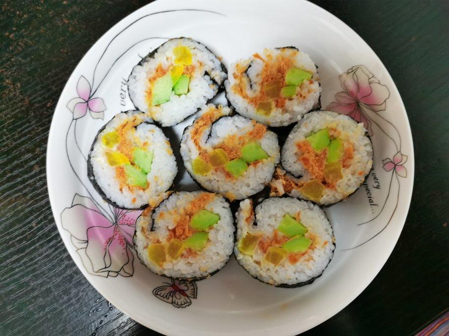 紫菜卷寿司