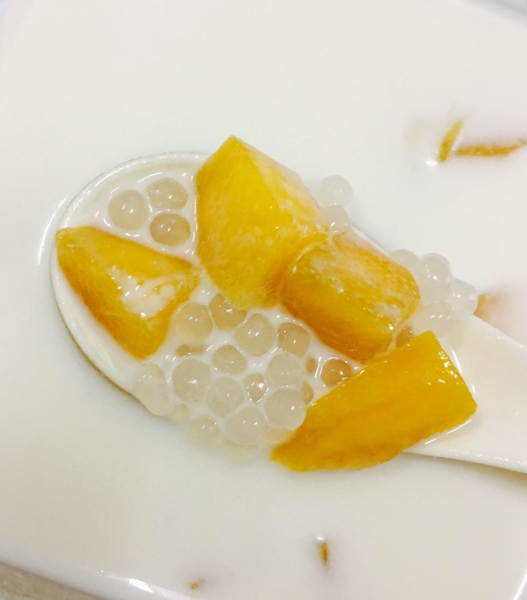 芒果椰浆西米露