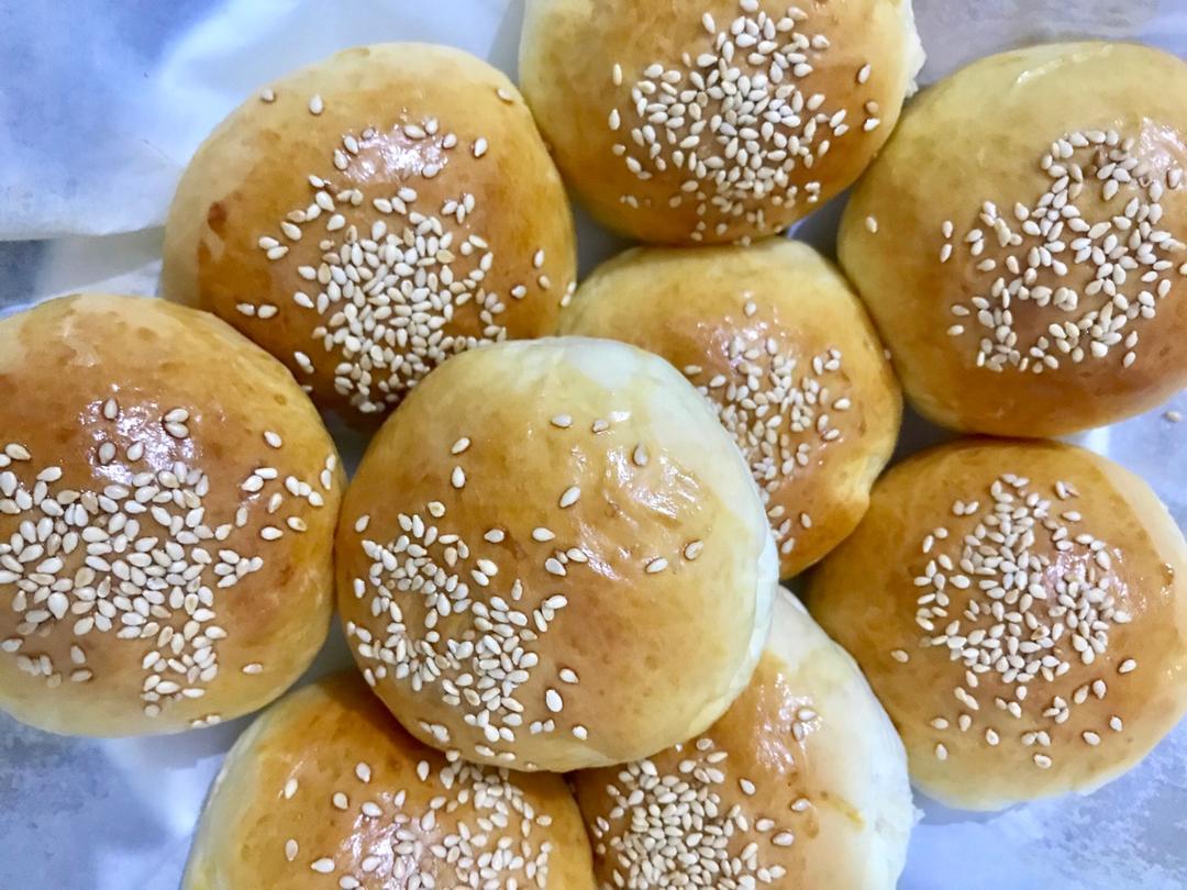 柔软看得见─超软香甜椰蓉小面包