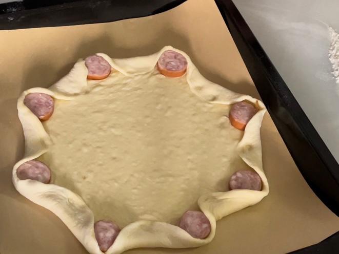 香肠披萨的做法 步骤2