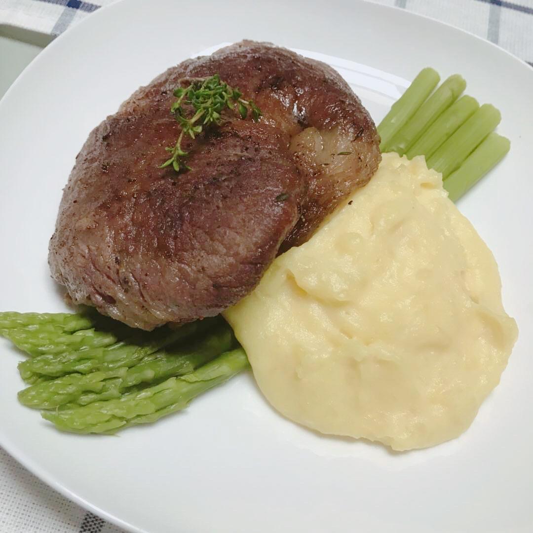 好吃到哭的煎牛排
