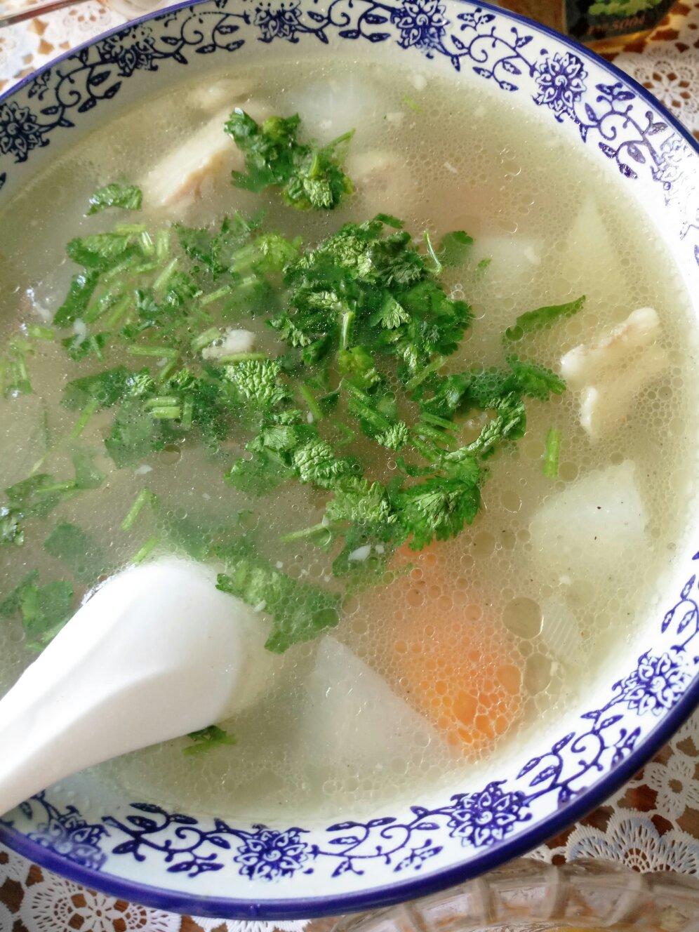清炖羊排萝卜汤