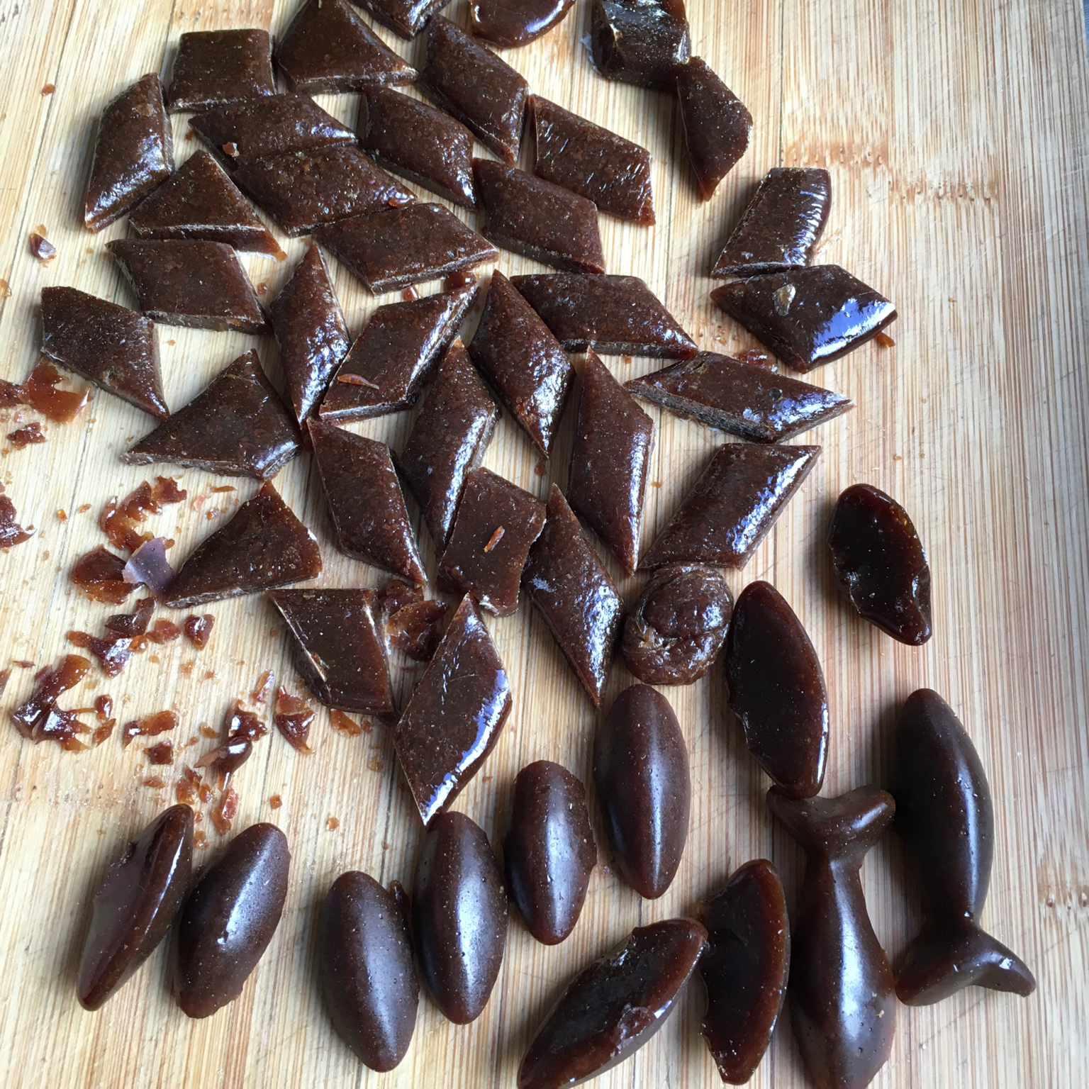 黑糖话梅棒棒糖