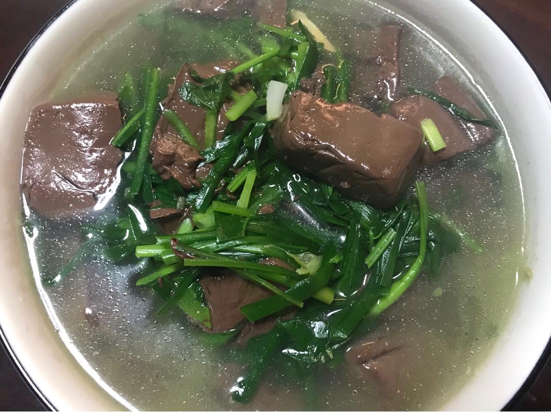 广东特色~韭菜猪红汤