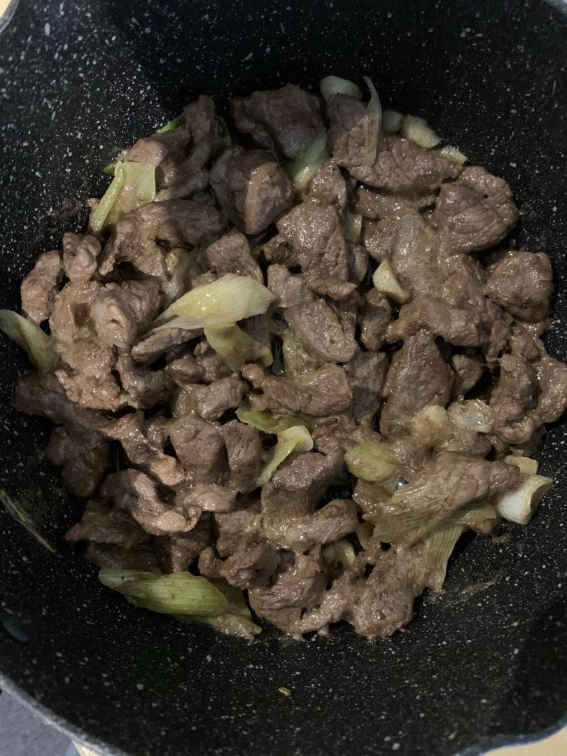 葱爆羊肉