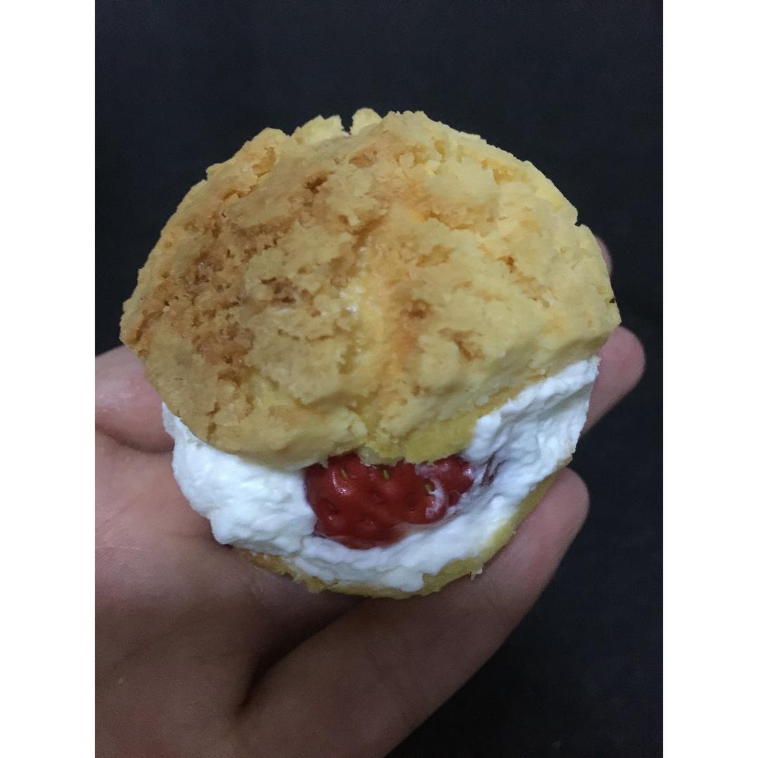 十分美味的酥皮泡芙