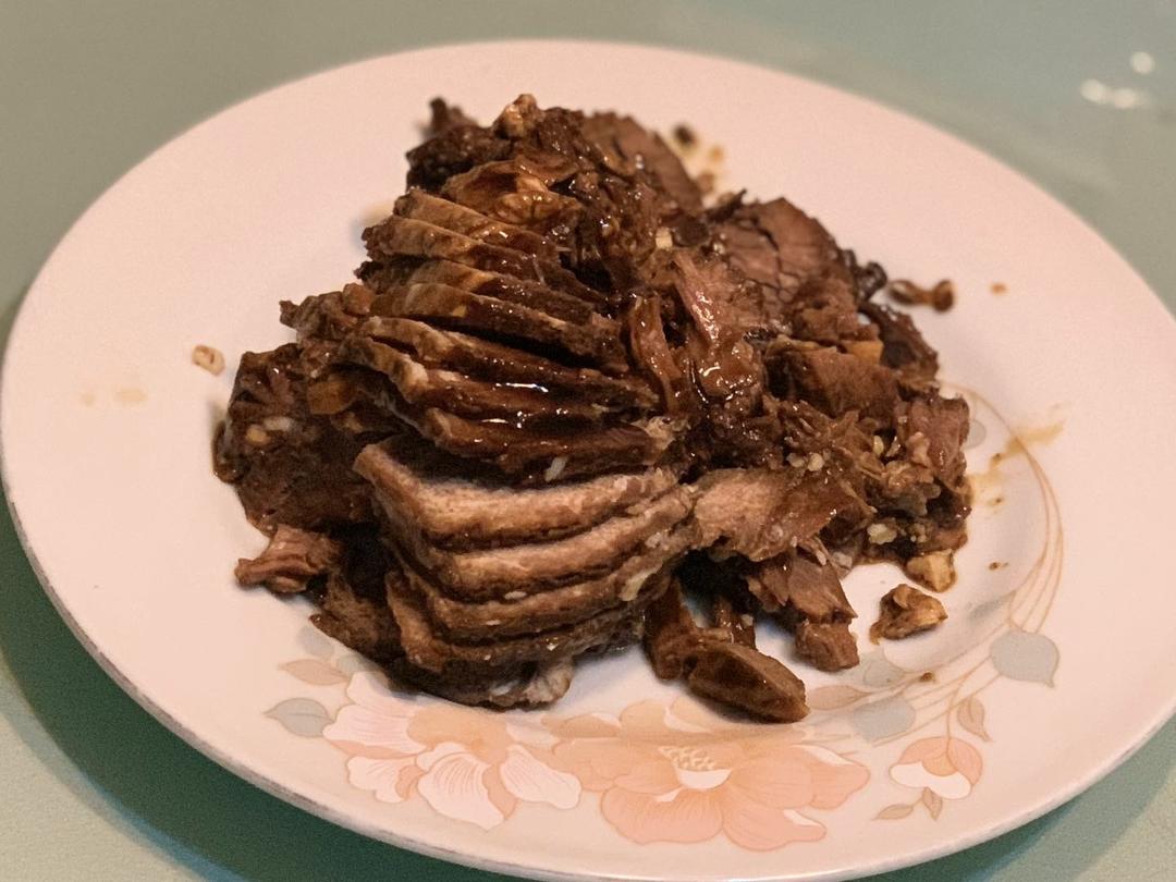 卤牛肉