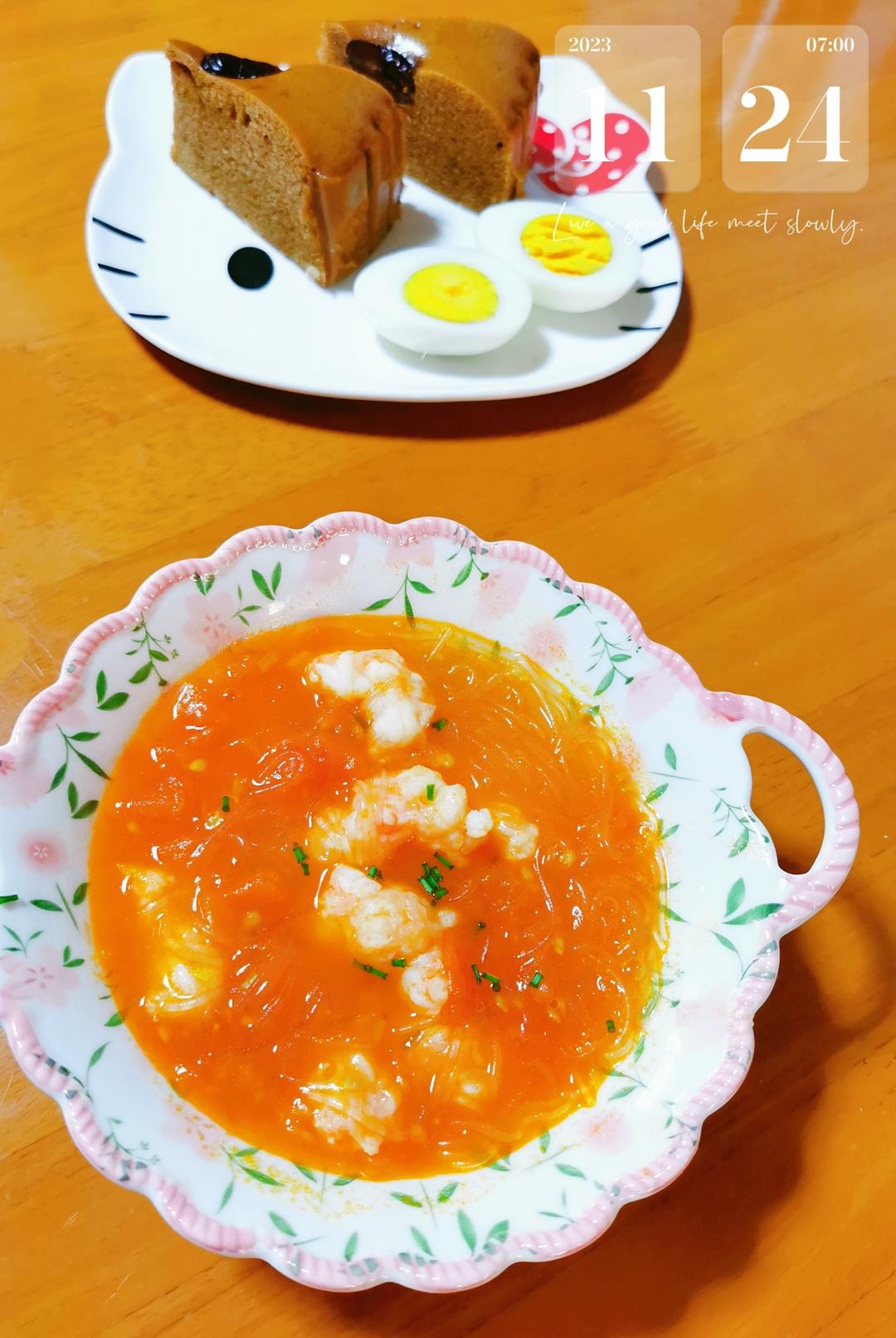 减脂餐｜番茄虾滑粉丝汤，汤鲜味美～