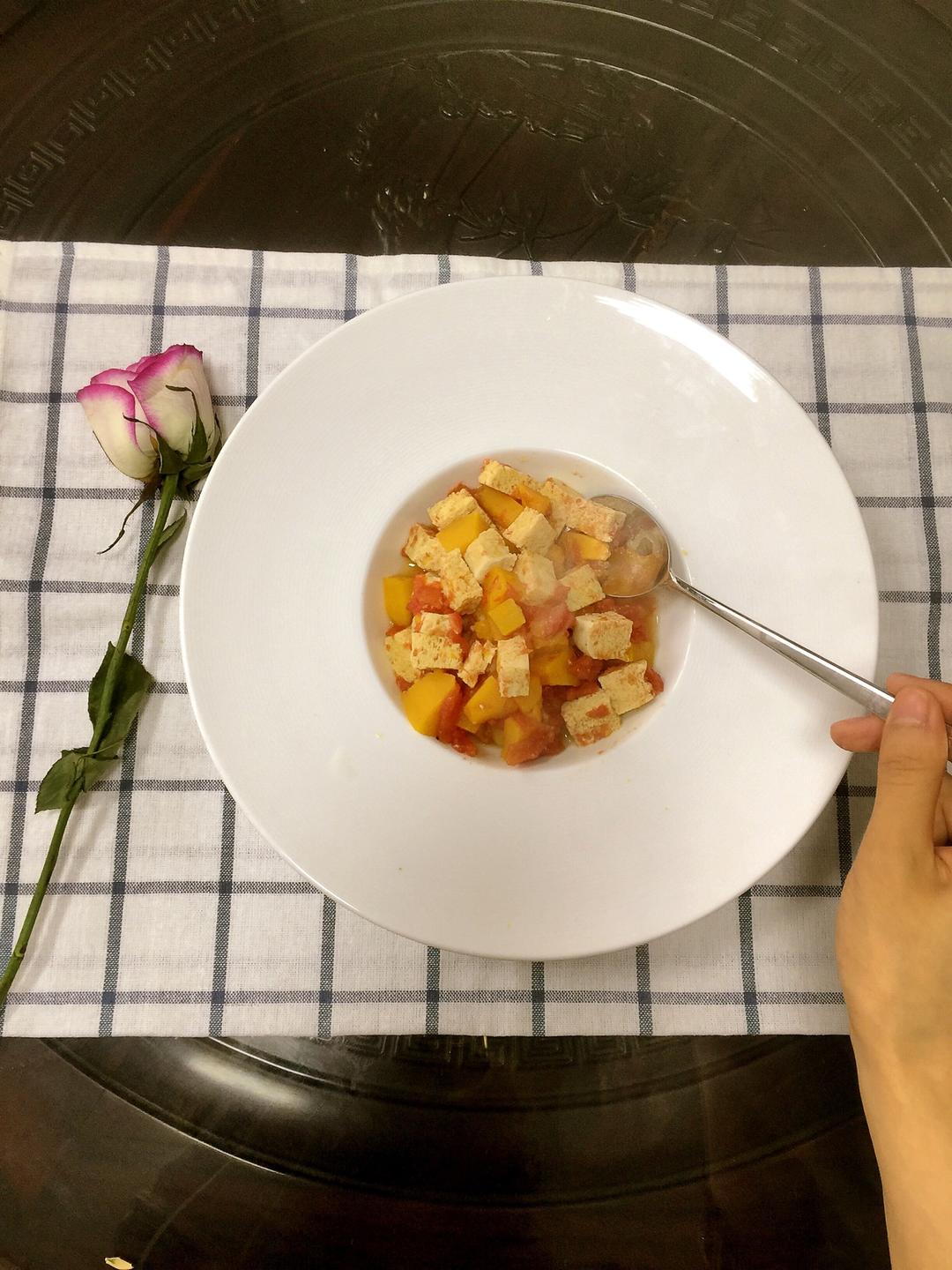 南瓜牛奶煨豆腐的做法