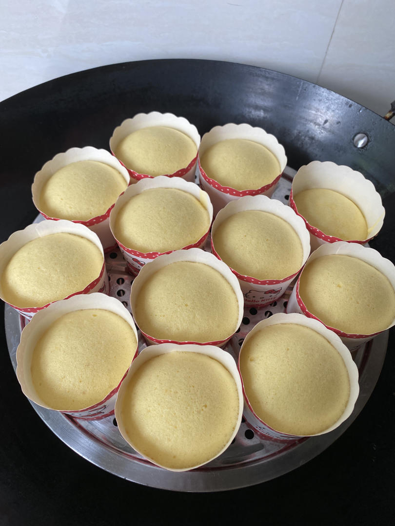 啊如港代做的恩平传统蒸蛋糕简单容易
