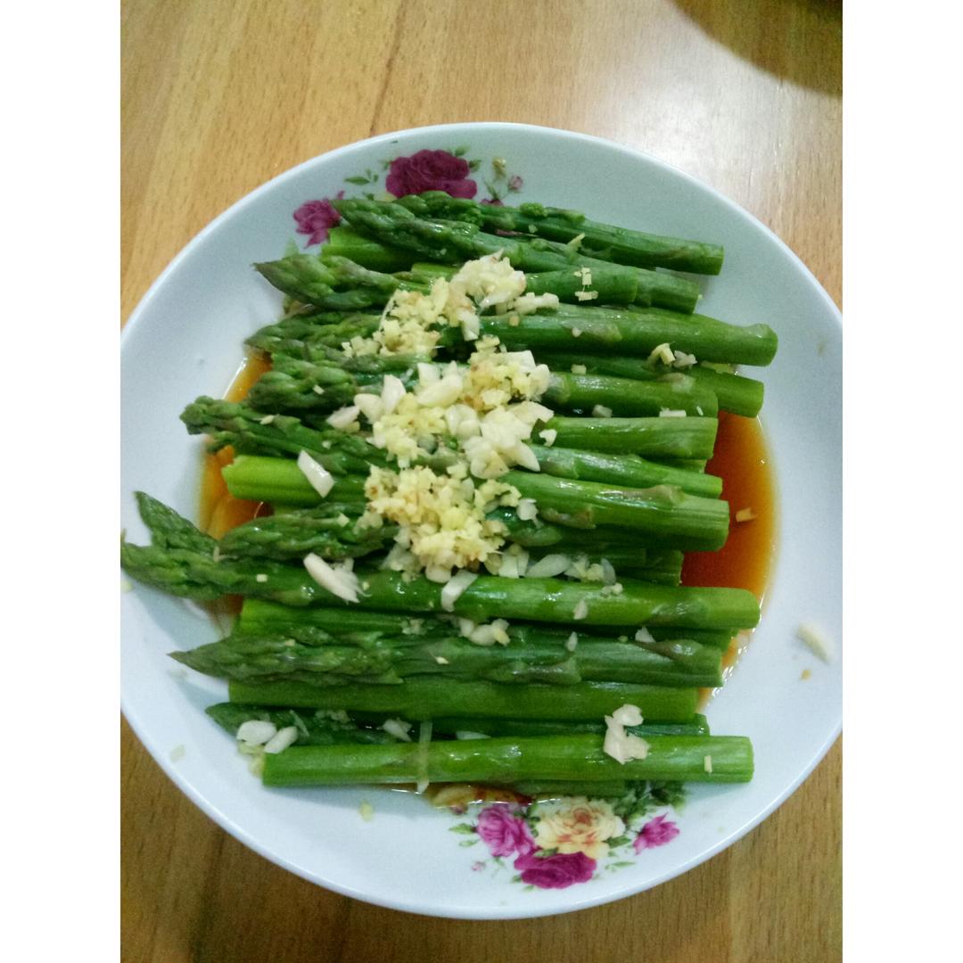 鲜味油淋芦笋