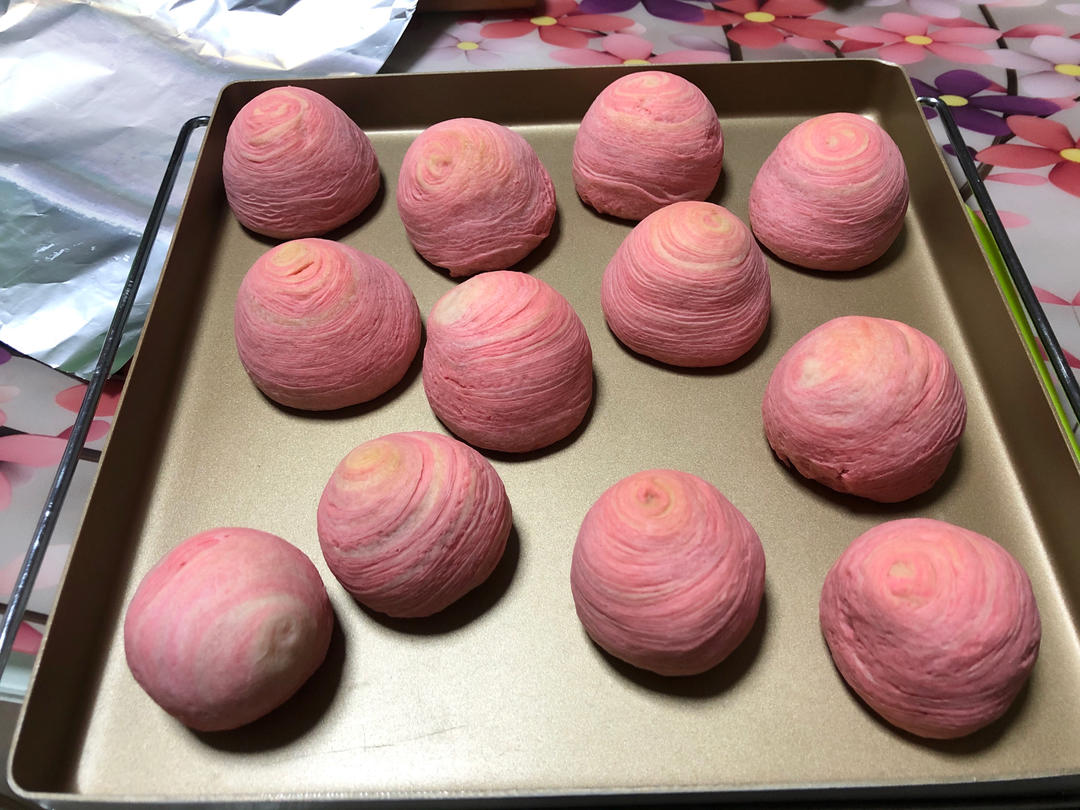 肉松麻薯蛋黄酥——(揉麻薯不烫手的小诀窍)