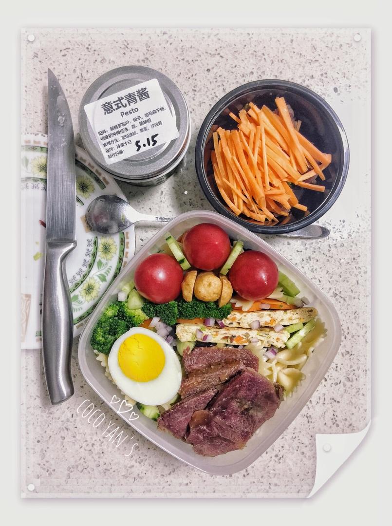 高能低脂百搭鸡胸肉饼