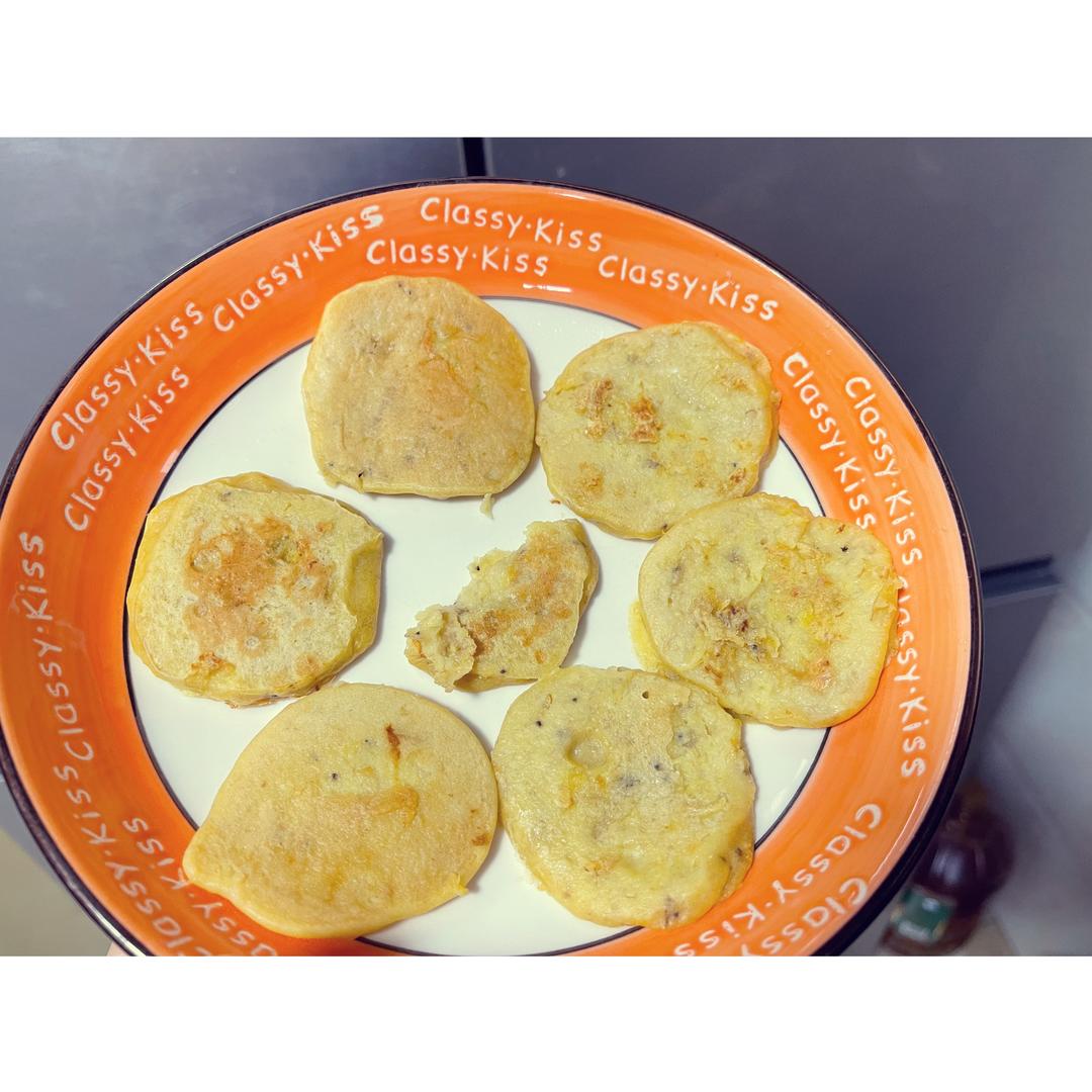 超简单六分鐘香甜香蕉煎饼，无调味婴儿版！的做法