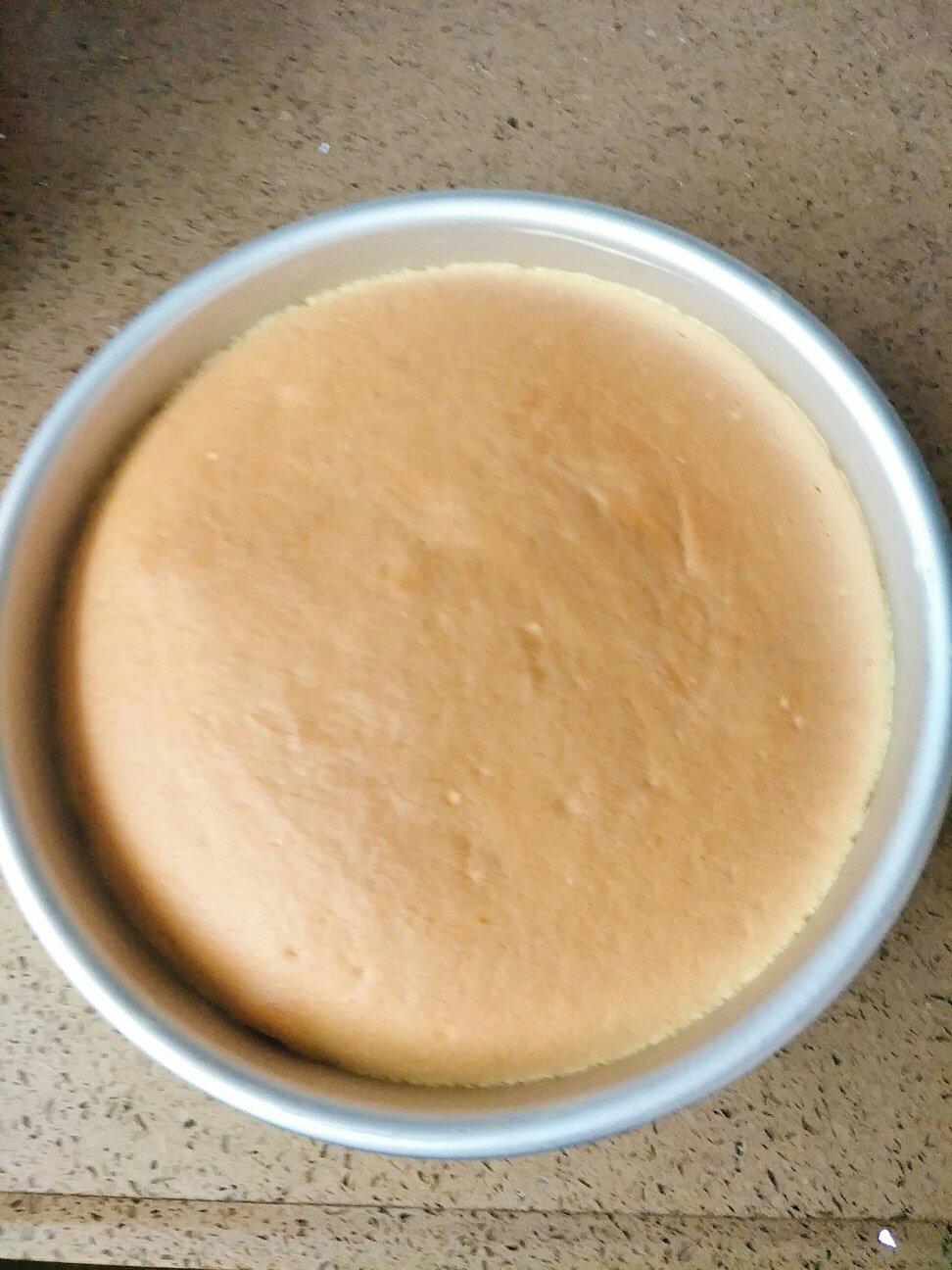 烤箱做蛋糕（戚风蛋糕的做法）