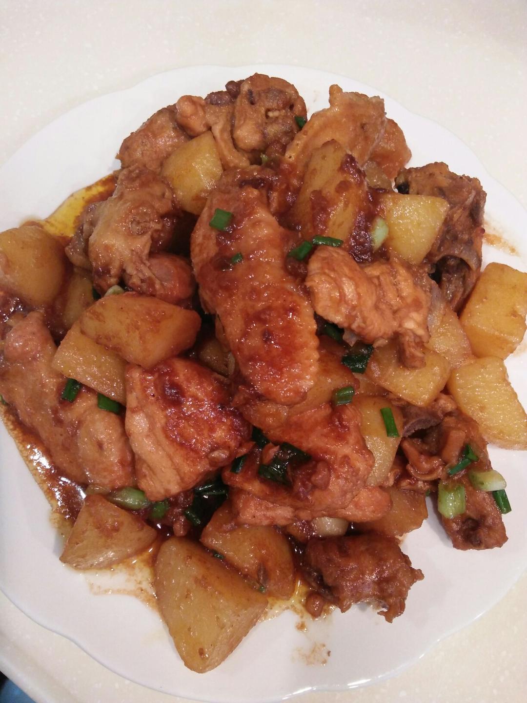 土豆炖鸡块