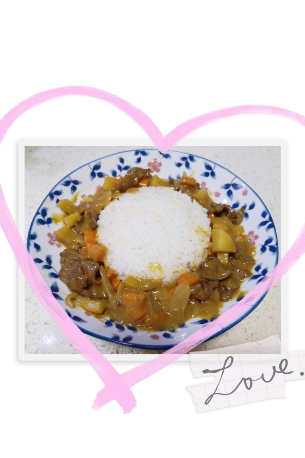 咖喱牛肉盖浇饭